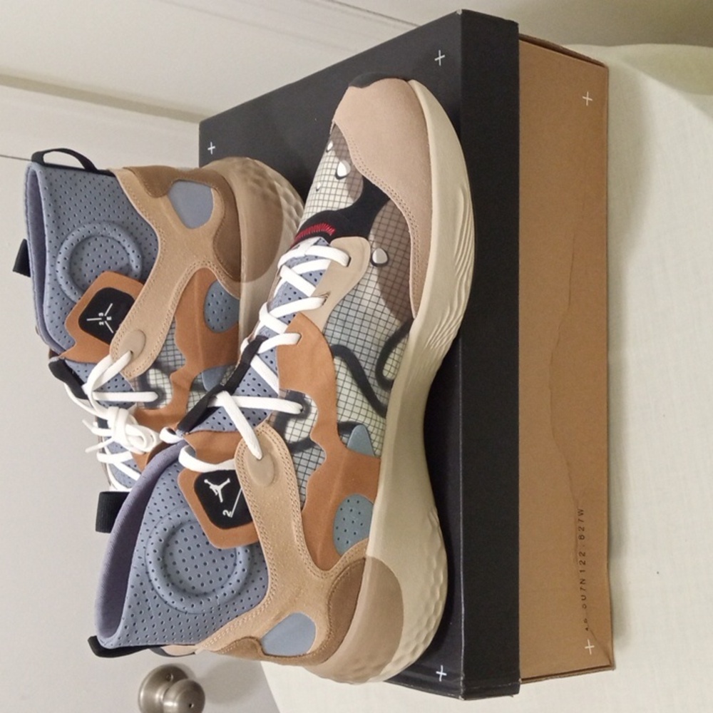 JORDAN DELTA 3 SP - Picture 2 of 7